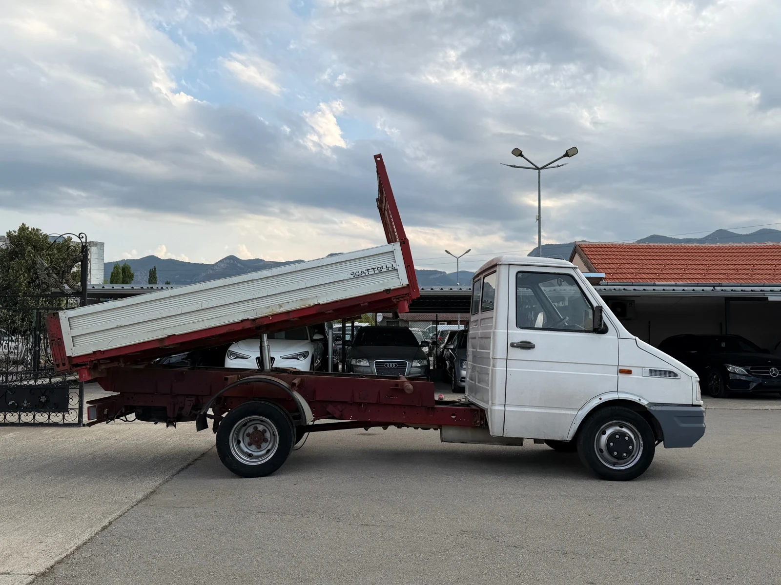 Iveco Daily 2.5 TURBO 100к.с. ИТАЛИЯ, снимка 4 - Камиони - 55796061