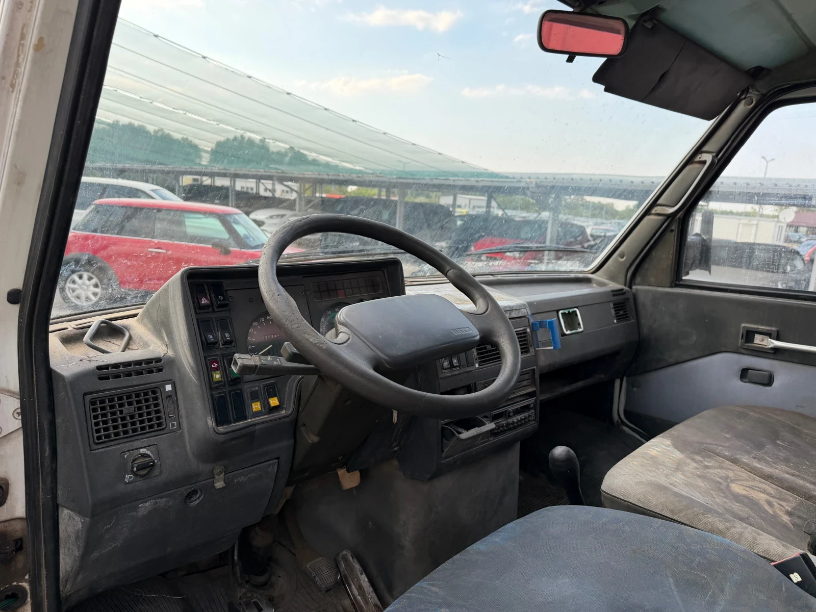 Iveco Daily 2.5 TURBO 100к.с. ИТАЛИЯ, снимка 6 - Камиони - 55796061