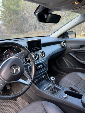 Mercedes-Benz CLA 200, снимка 11
