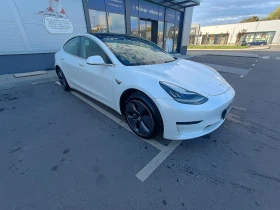 Tesla Model 3 На 12.10 в Търново може да се види , снимка 3