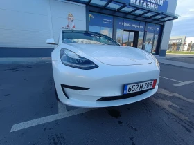 Tesla Model 3 На 12.10 в Търново може да се види , снимка 2