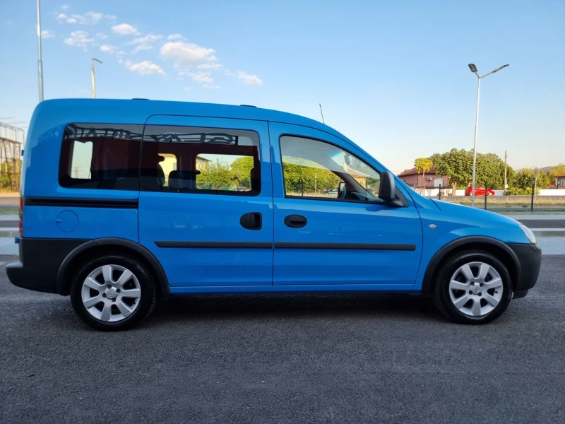 Opel Combo 1.6 Метан, снимка 2 - Автомобили и джипове - 46879039