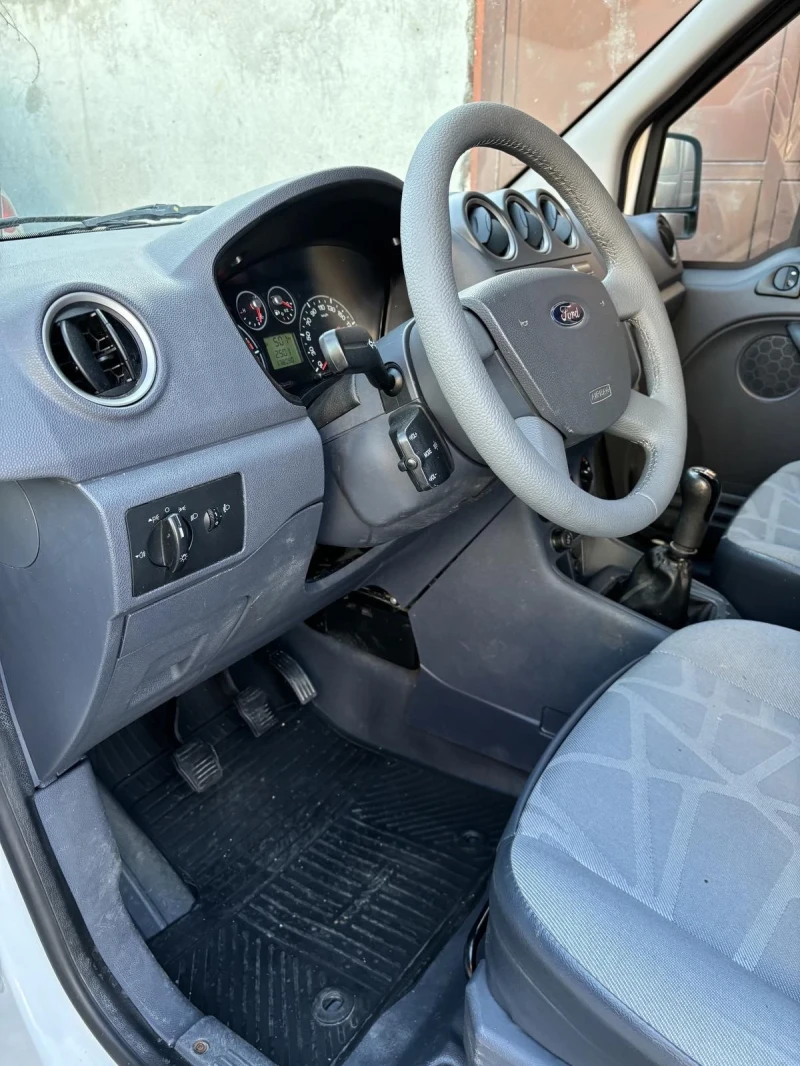 Ford Connect 1.8 turbo diesel, снимка 7 - Автомобили и джипове - 47749074