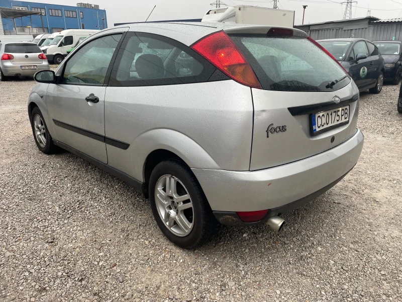 Ford Focus 1.8, снимка 3 - Автомобили и джипове - 47964139