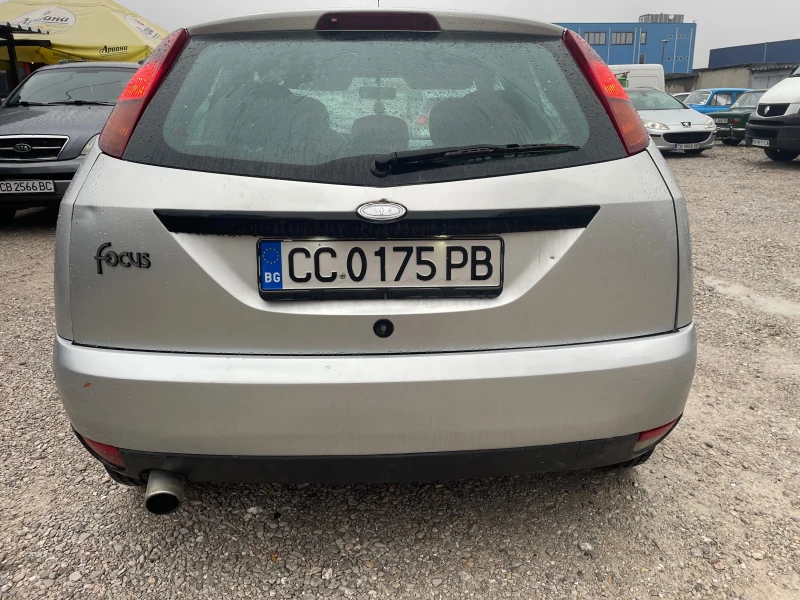 Ford Focus 1.8, снимка 6 - Автомобили и джипове - 47964139