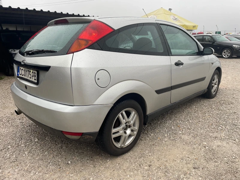 Ford Focus 1.8, снимка 4 - Автомобили и джипове - 47964139