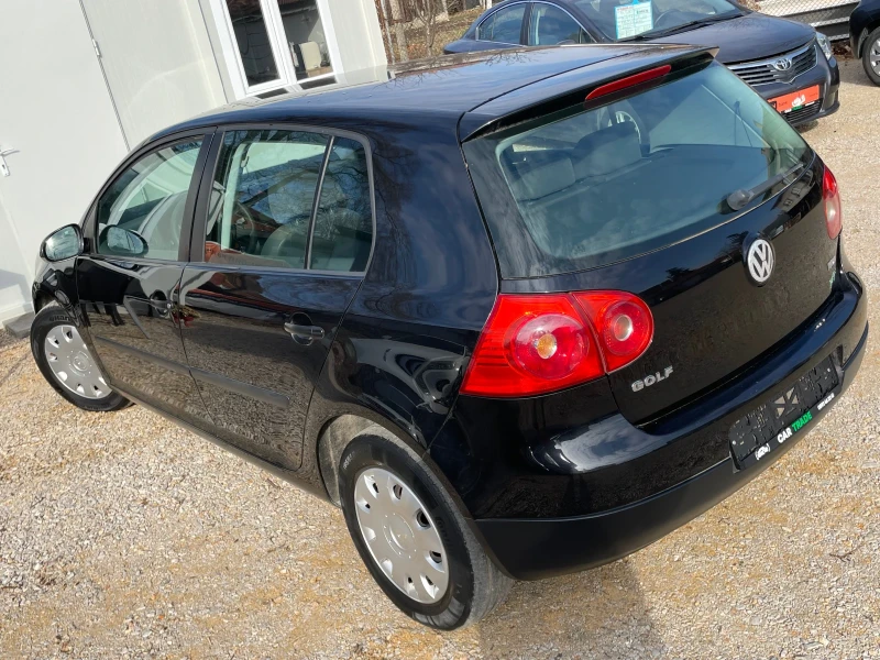 VW Golf 1.9TDI/105/Черен/Клима/, снимка 6 - Автомобили и джипове - 48139699