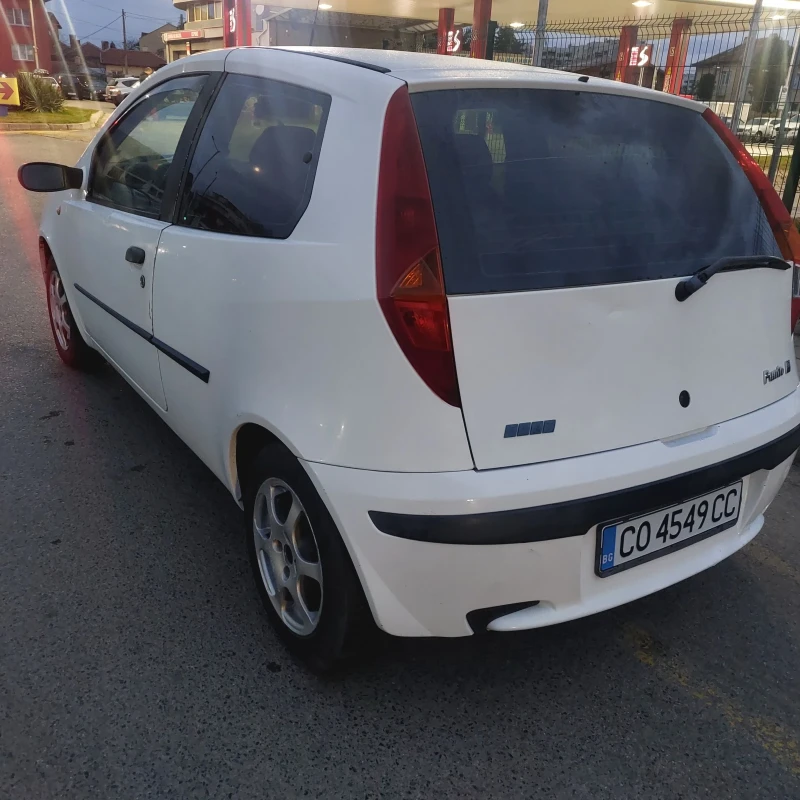 Fiat Punto, снимка 3 - Автомобили и джипове - 48382822