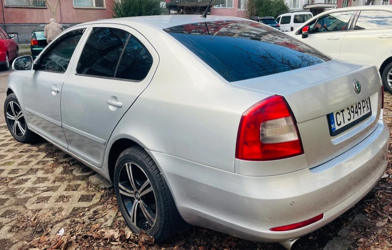 Skoda Octavia 1.6 TDI, снимка 4 - Автомобили и джипове - 48815864