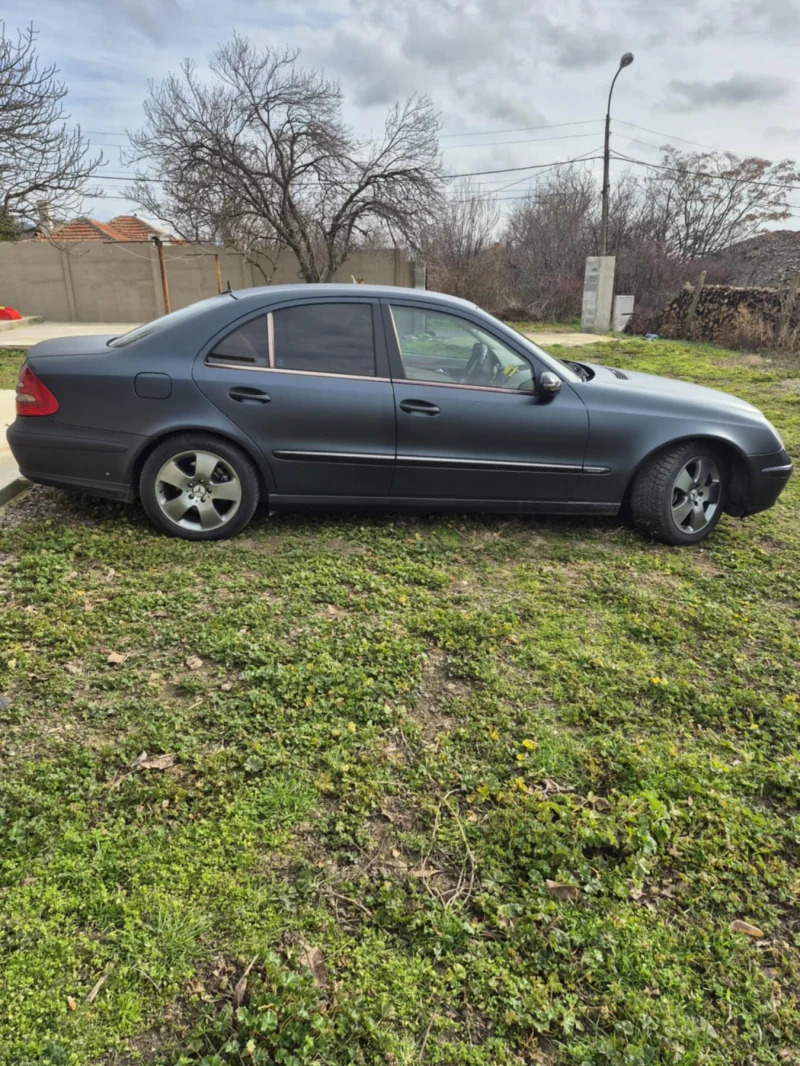 Mercedes-Benz CLA 220, снимка 4 - Автомобили и джипове - 49073732