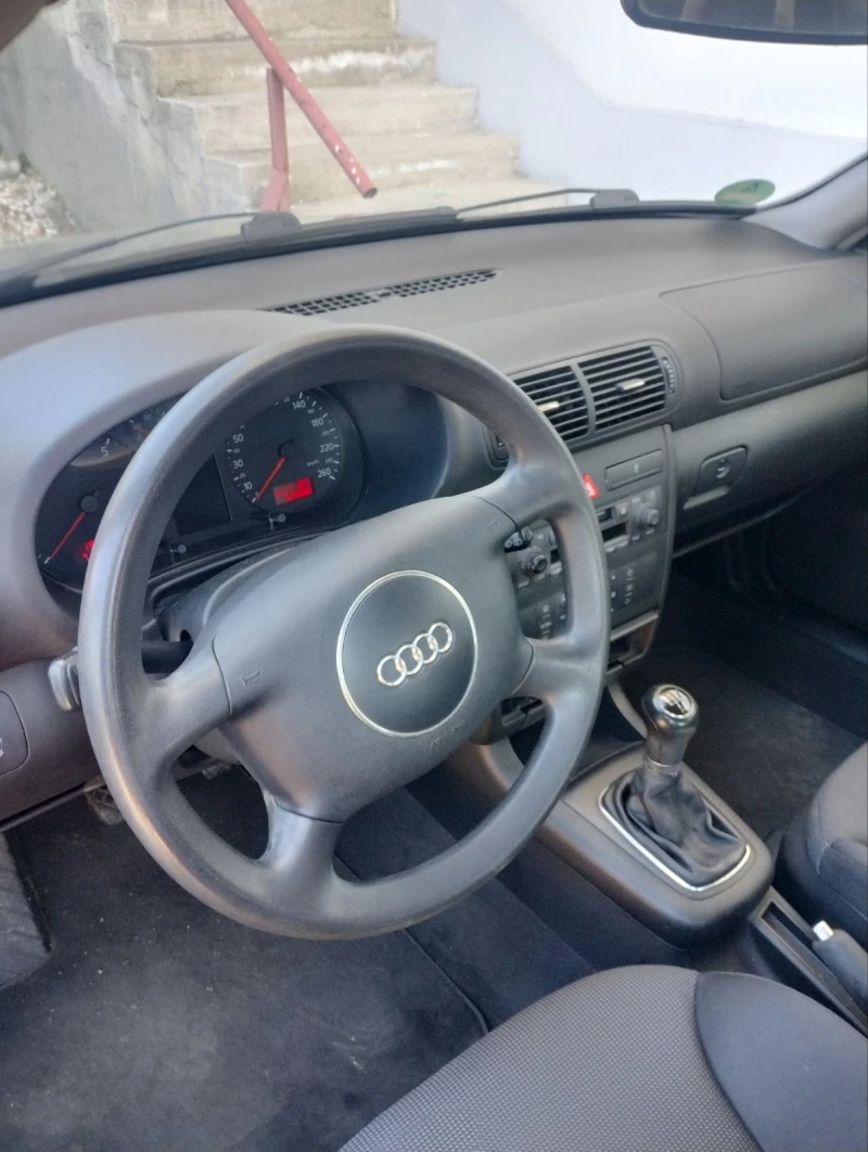 Audi A3 1.6 i SR-102kc, снимка 8 - Автомобили и джипове - 49594410