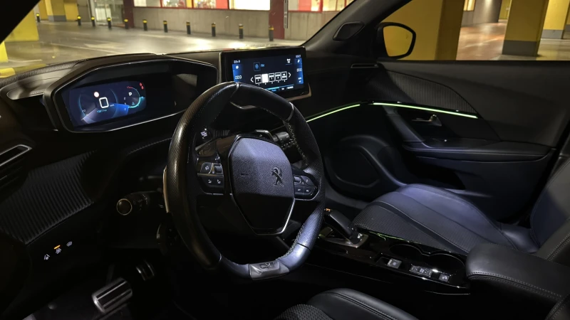Peugeot 2008 GT line Гаранция, снимка 6 - Автомобили и джипове - 51658350