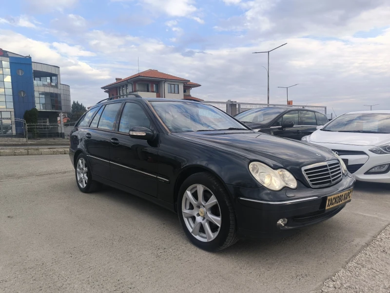 Mercedes-Benz C 240 2.6i 4x4 Automatic , снимка 3 - Автомобили и джипове - 51998845