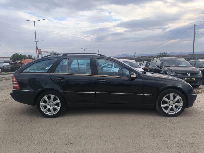 Mercedes-Benz C 240 2.6i 4x4 Automatic , снимка 4 - Автомобили и джипове - 51998845
