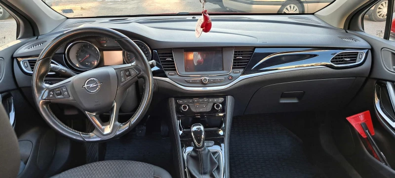 Opel Astra, снимка 9 - Автомобили и джипове - 53181189