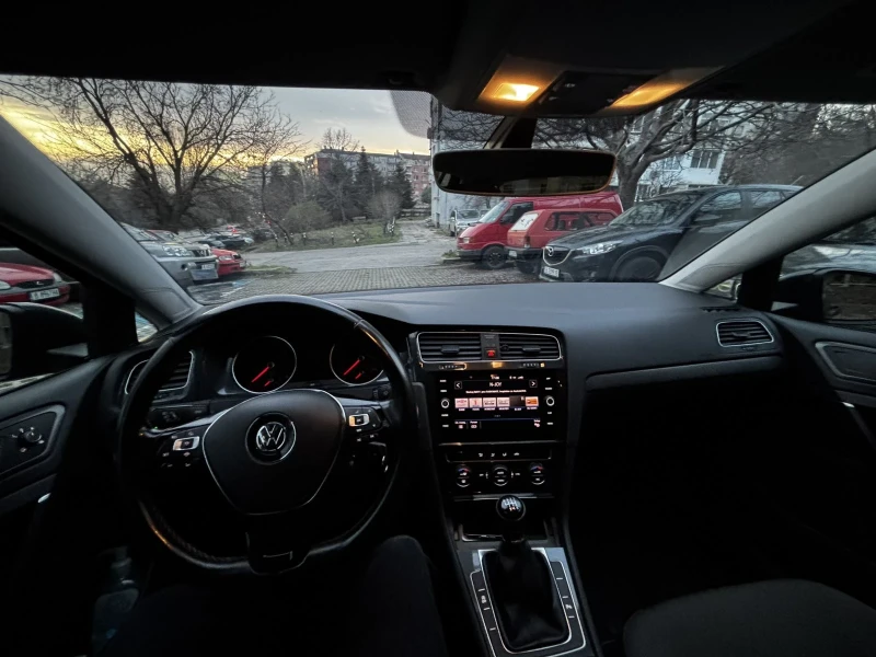 VW Golf, снимка 12 - Автомобили и джипове - 53473795