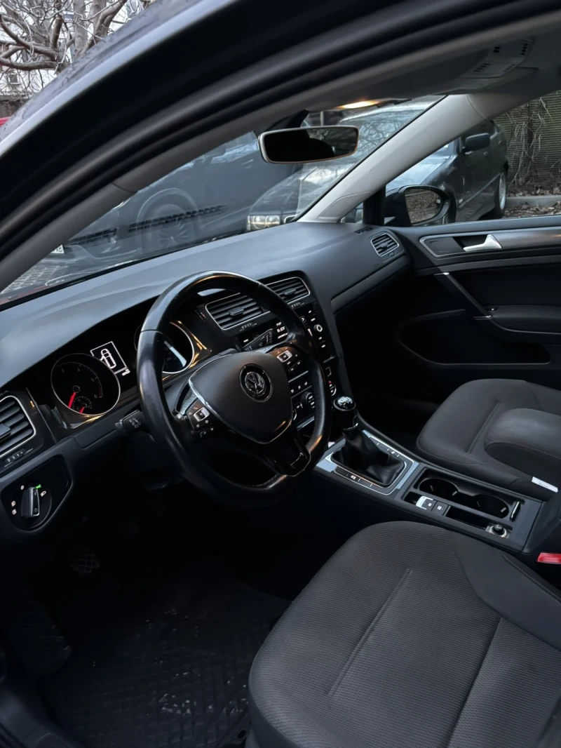 VW Golf, снимка 10 - Автомобили и джипове - 53473795