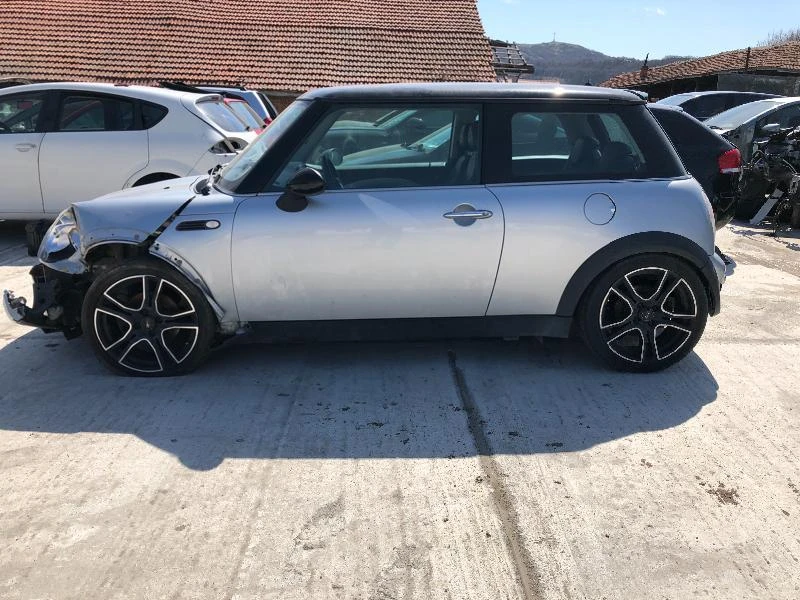 Mini Cooper R50 1.6i, снимка 5 - Автомобили и джипове - 45090017