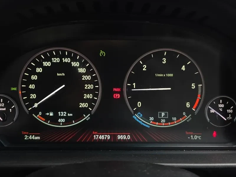 BMW 520 d, снимка 8 - Автомобили и джипове - 53033229