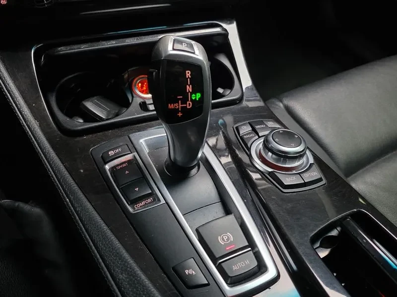 BMW 520 d, снимка 9 - Автомобили и джипове - 53033229