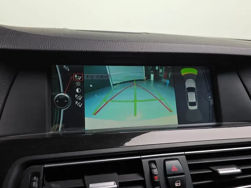 BMW 520 d, снимка 14 - Автомобили и джипове - 53033229