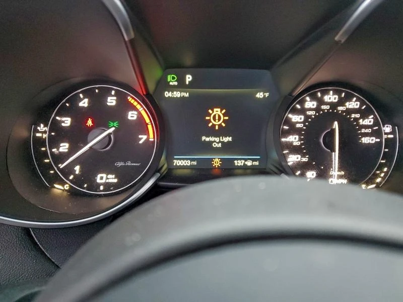 Alfa Romeo Giulia Q4 - изображение 9