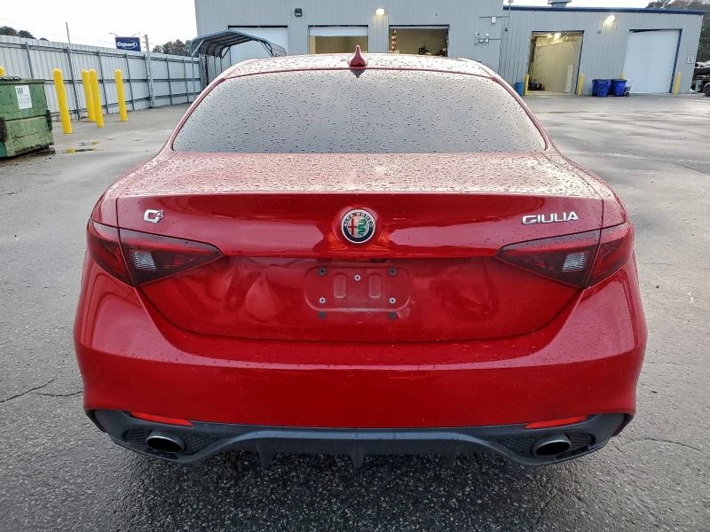 Alfa Romeo Giulia Q4 - изображение 6