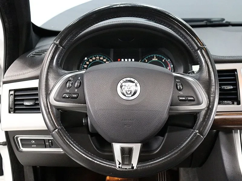 Jaguar Xf 3.0D | Mobile.bg � ����������� 16