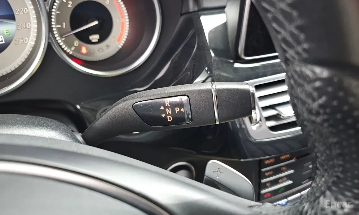 Mercedes-Benz CLS 350 CLS Class W218 CLS350 d 4MATIC - изображение 9