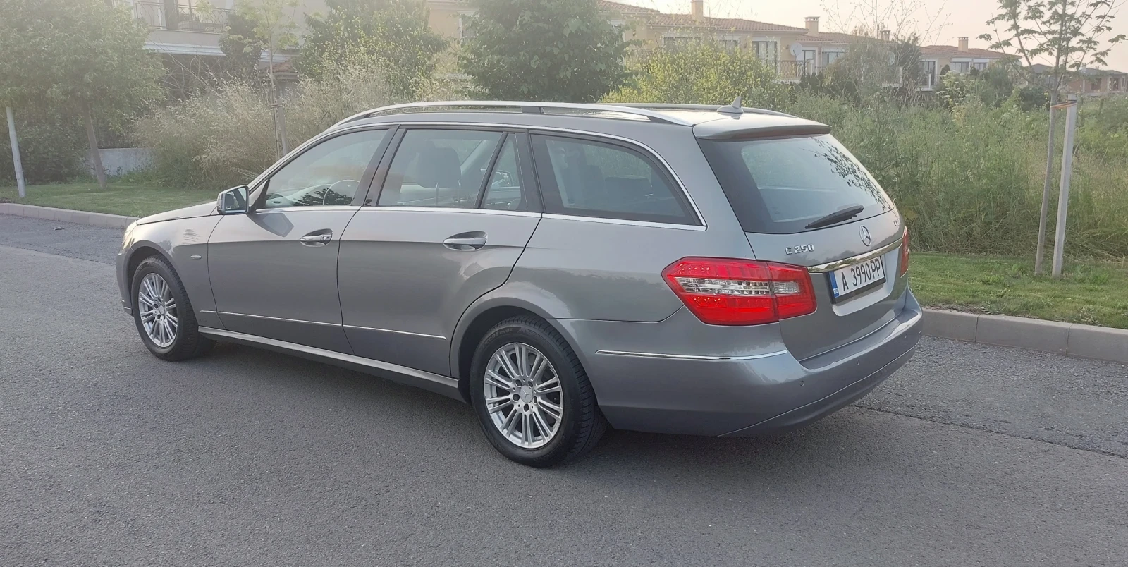 Mercedes-Benz E 250 АВТОМАТИК 7 места - изображение 4