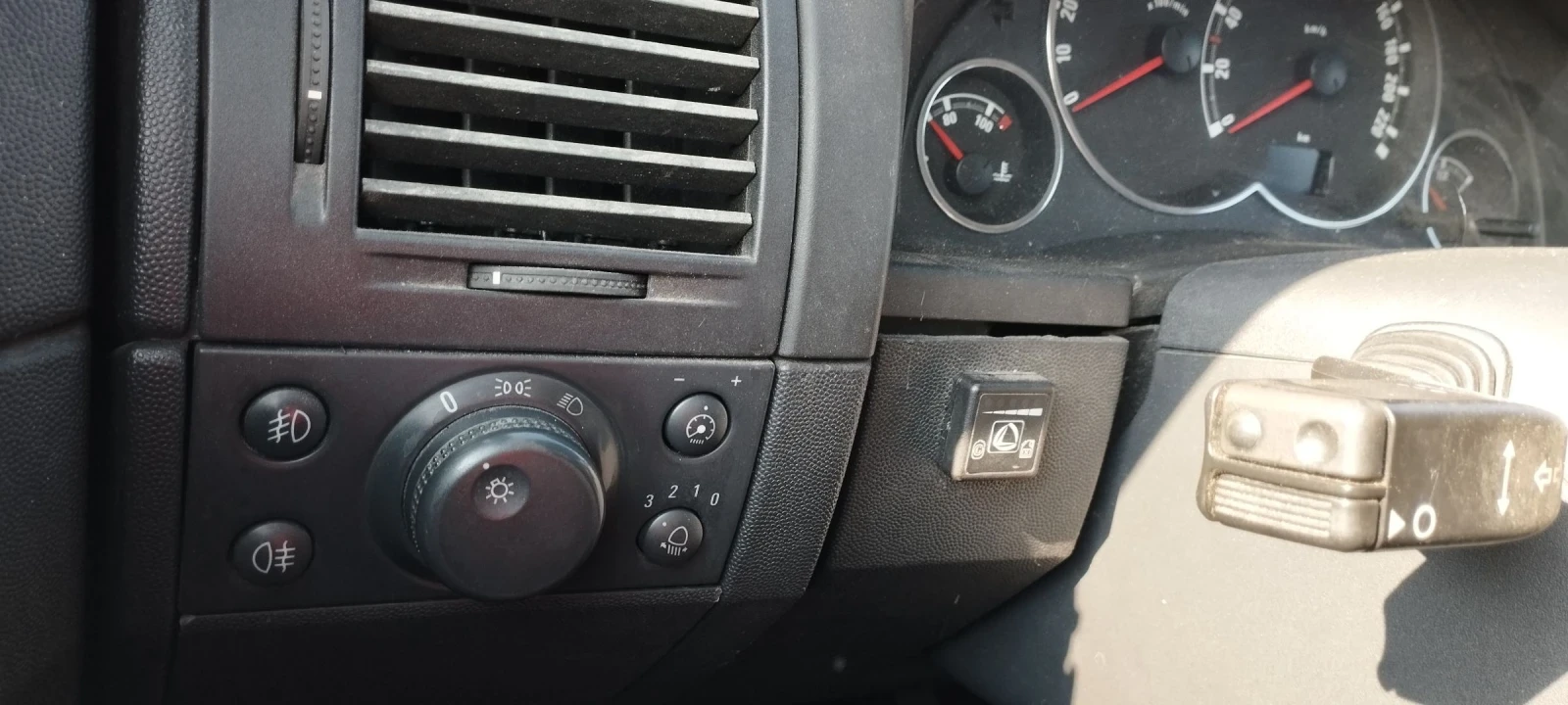 Opel Meriva  - изображение 8