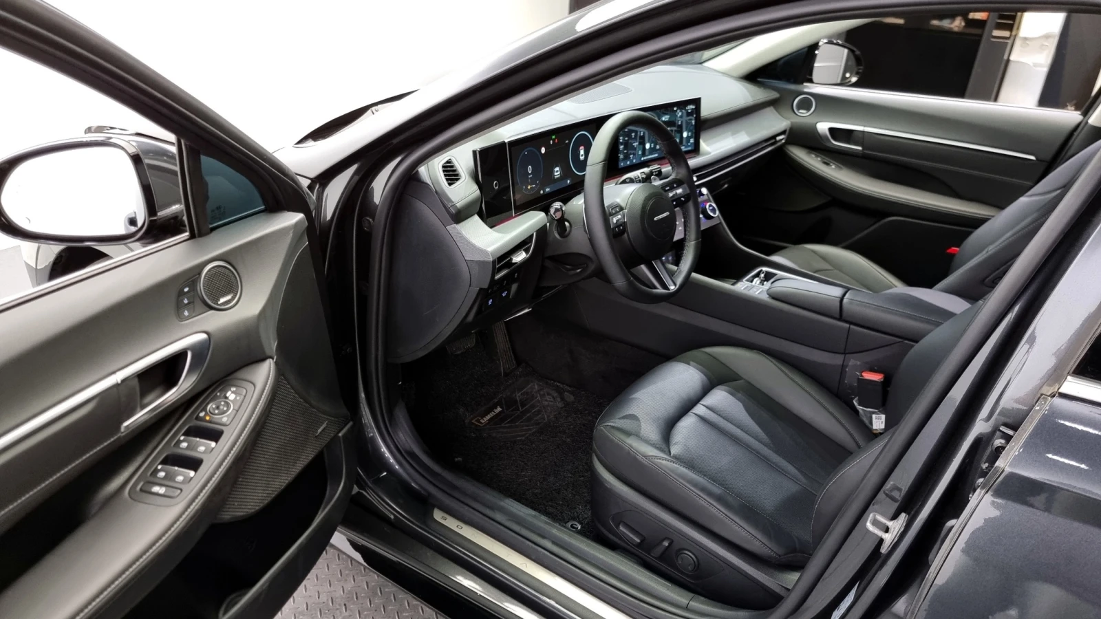 Hyundai Sonata 2.0 The Edge НОВА 8к км - изображение 10