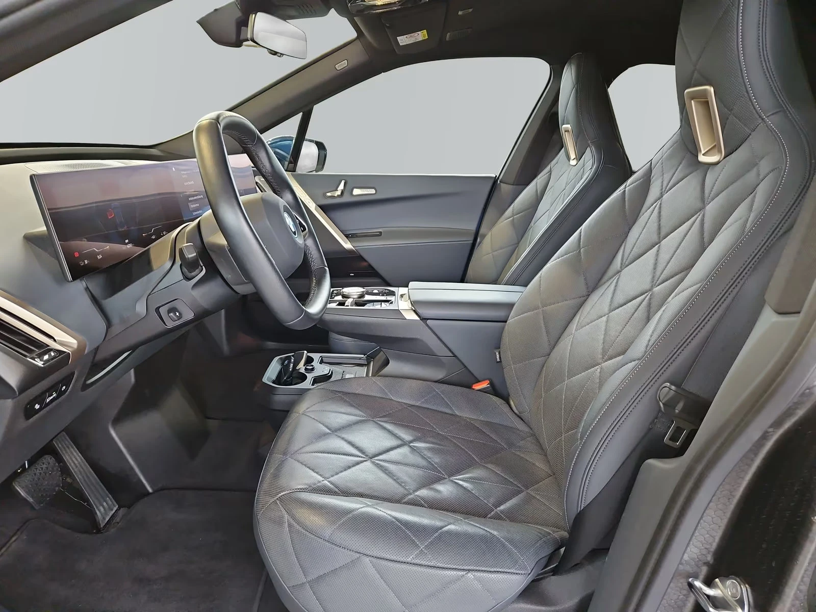 BMW iX xDrive50/523HP/LASER/CAM/HUD/B&W/MEMO/AHK/476g - изображение 7