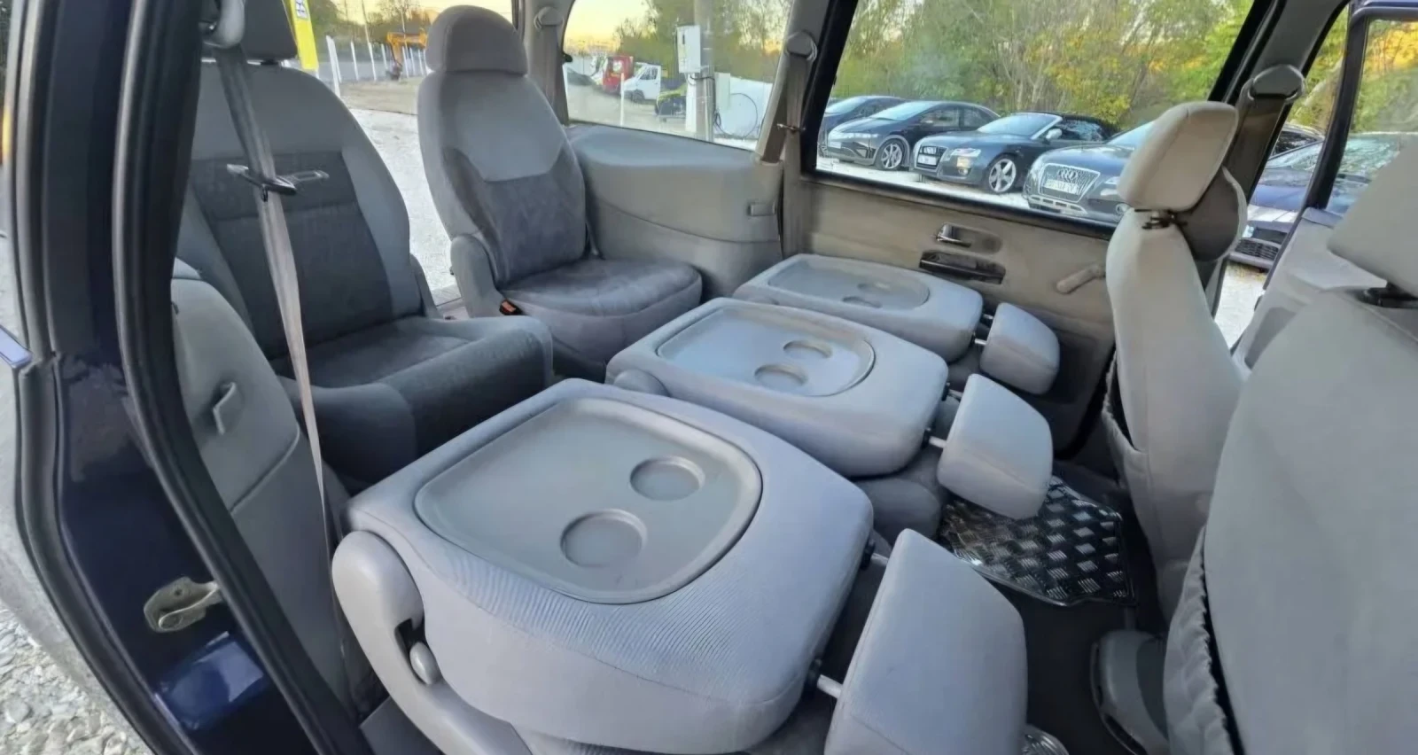 Ford Galaxy  - изображение 10