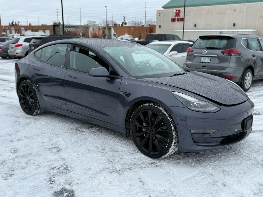 Tesla Model 3 Standard Range Plus RWD - изображение 3