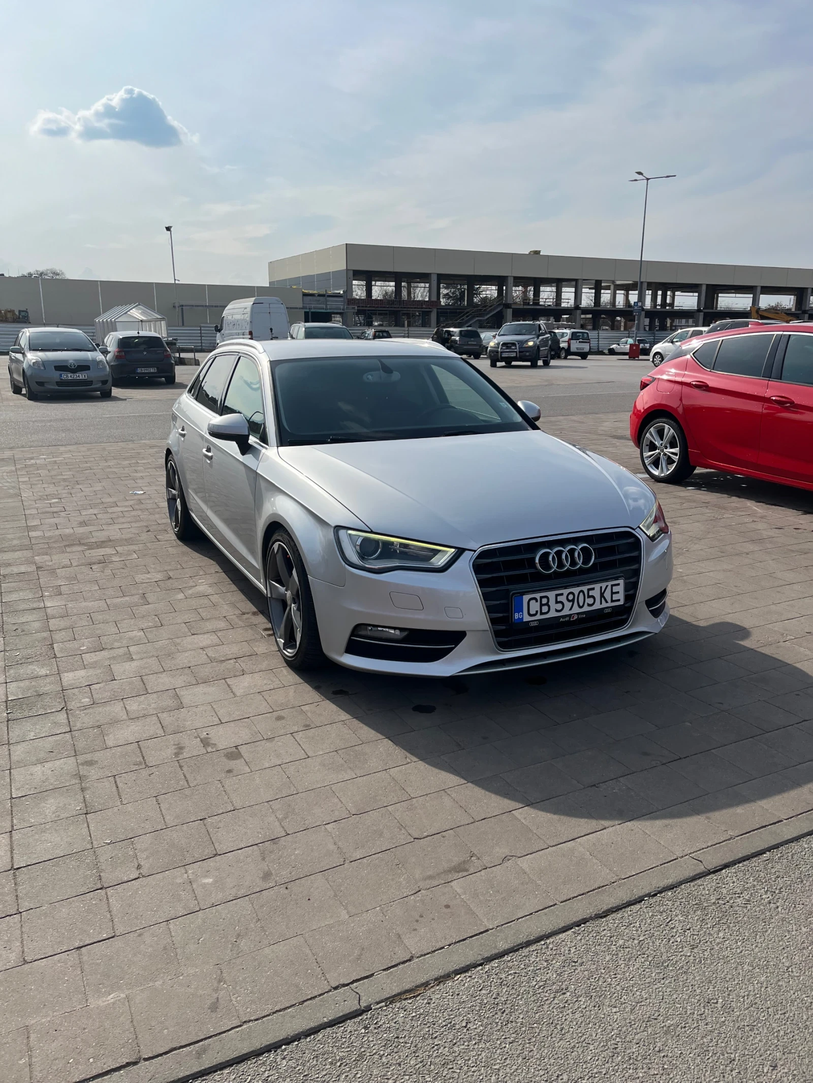 Audi A3 Audi A3 1.8 TFSI S tronic   2013 г.  Продавам Audi, снимка 2 - Автомобили и джипове - 53759319