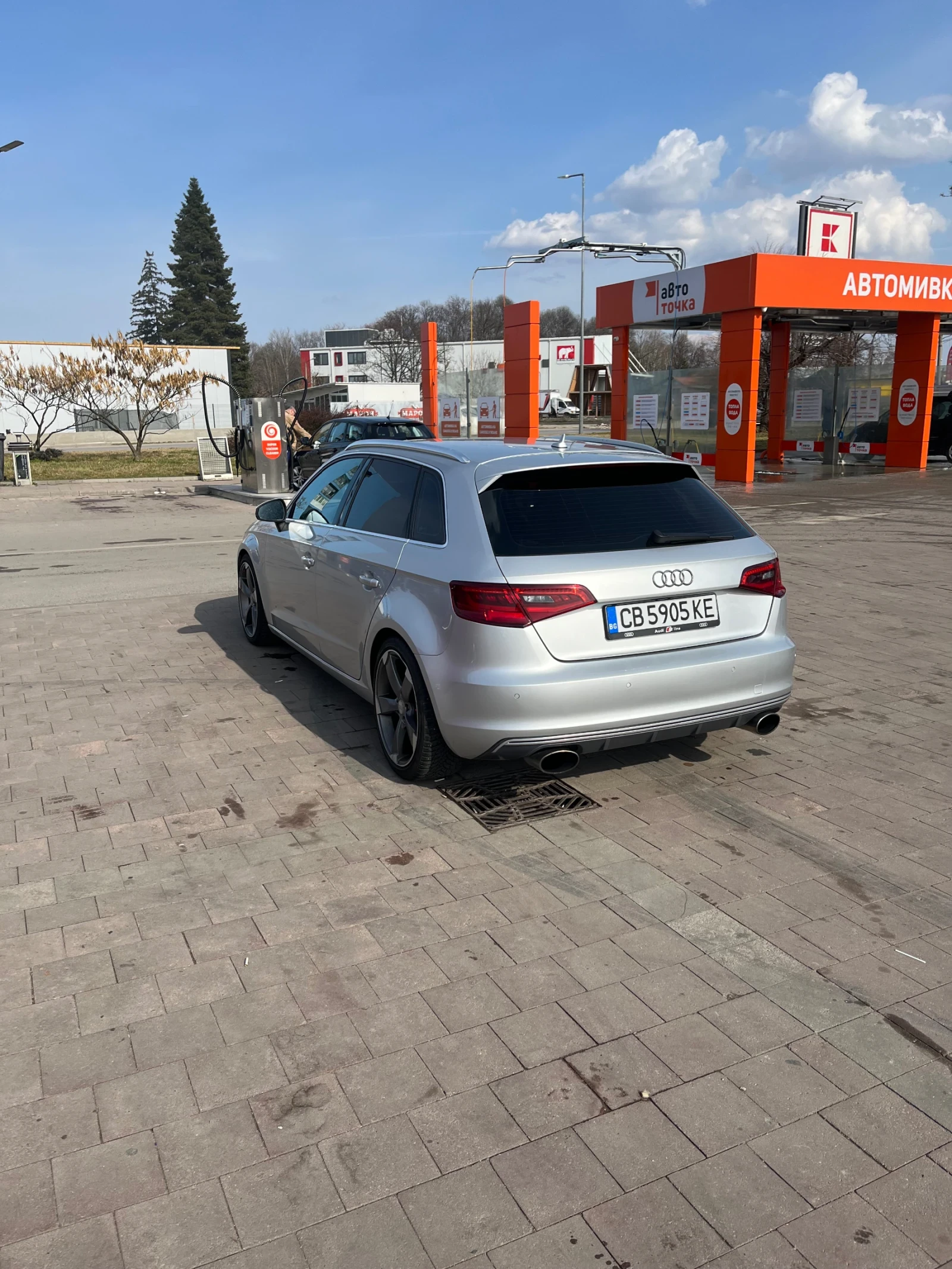 Audi A3 Audi A3 1.8 TFSI S tronic   2013 г.  Продавам Audi, снимка 3 - Автомобили и джипове - 53759319