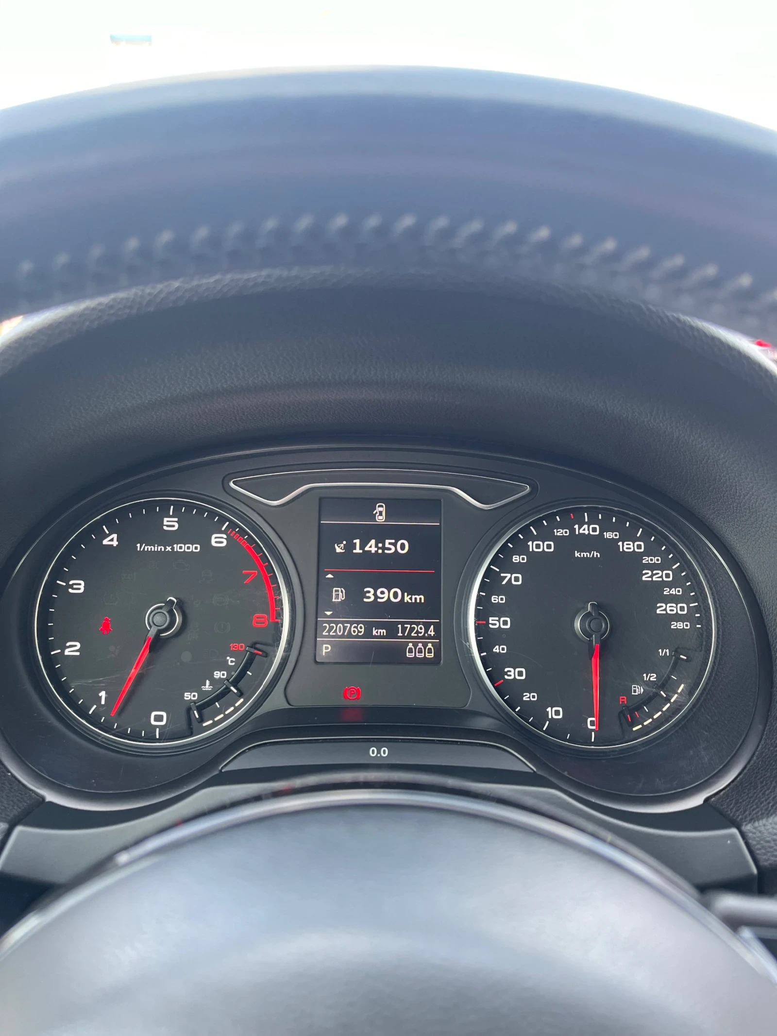 Audi A3 Audi A3 1.8 TFSI S tronic   2013 г.  Продавам Audi, снимка 6 - Автомобили и джипове - 53759319