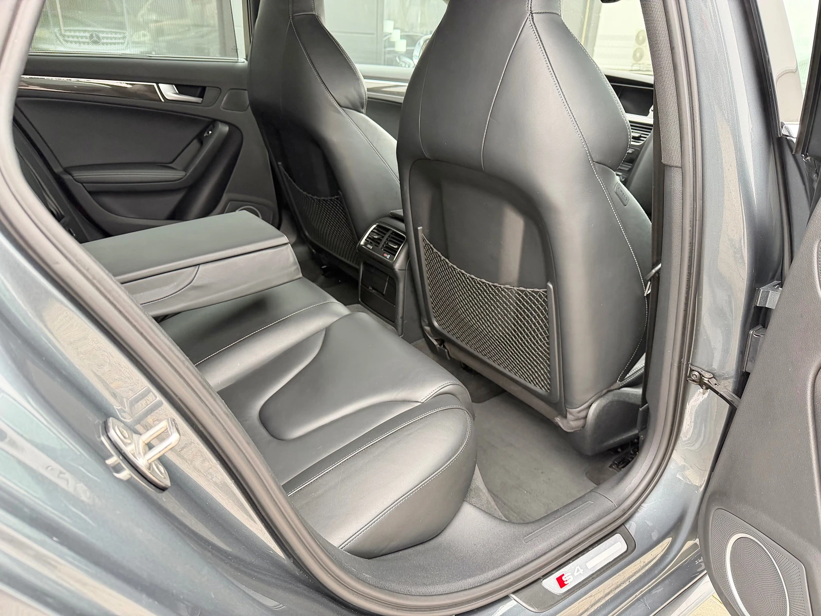 Audi S4 3.0TFSi V6T Подгрев/B&O, снимка 14 - Автомобили и джипове - 53814959