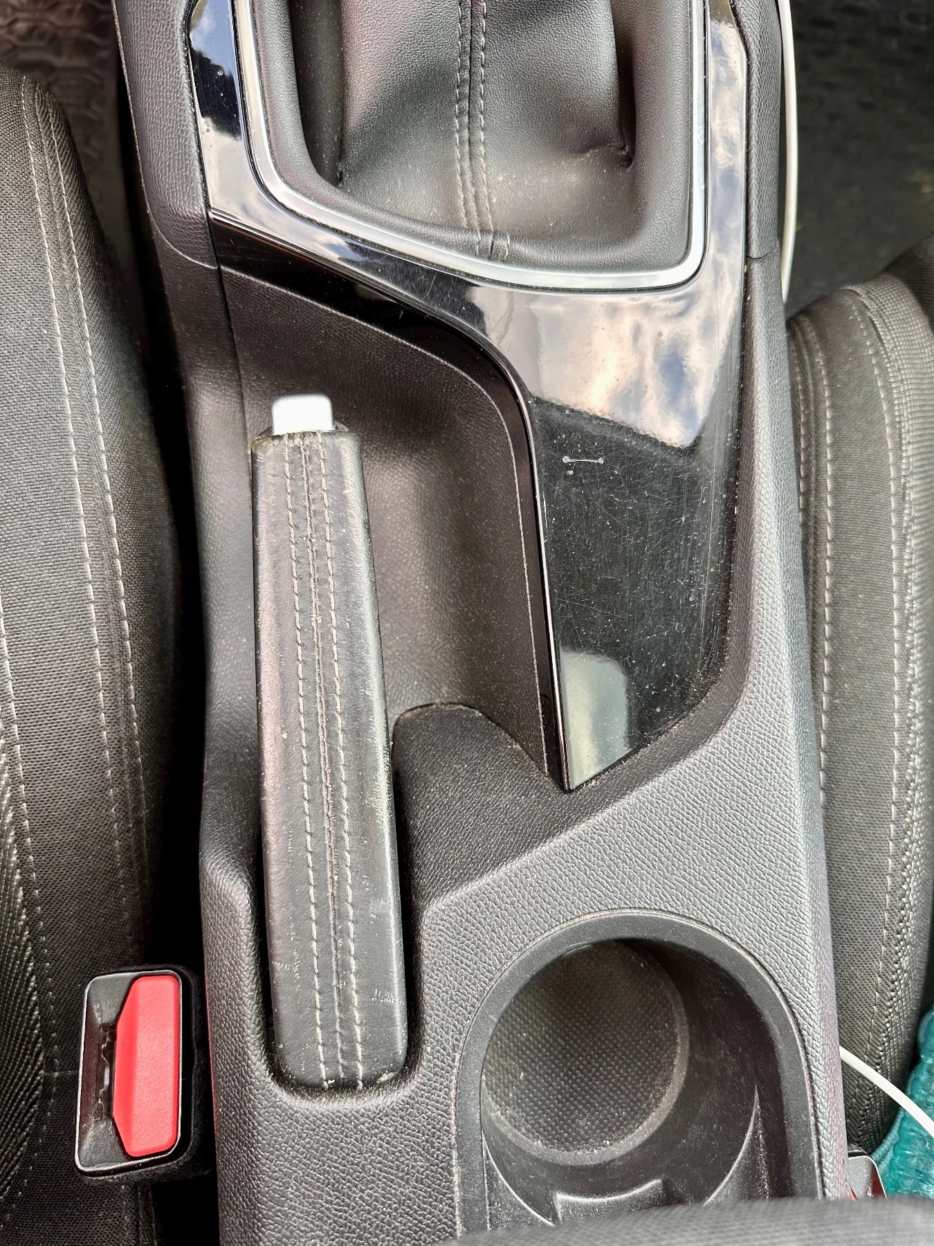 Peugeot 308 1.6 BlueHDI + чип тунинг и премахнато AdBlue, снимка 15 - Автомобили и джипове - 54100834