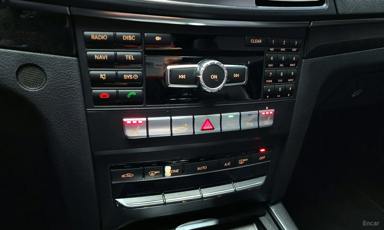 Mercedes-Benz E 200 Coupe AMG, снимка 10 - Автомобили и джипове - 54217963