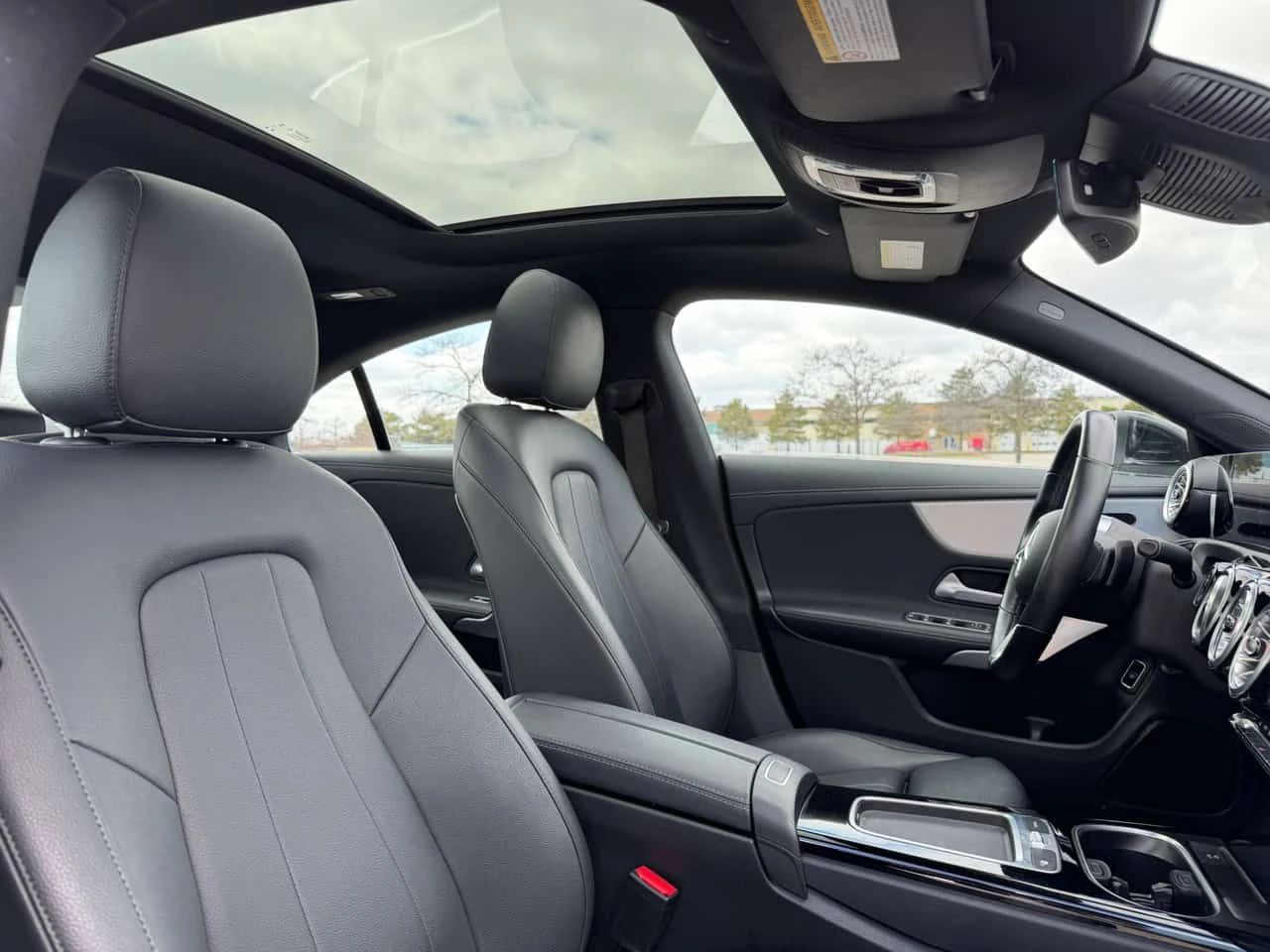 Mercedes-Benz CLA 250  CARFAX, снимка 7 - Автомобили и джипове - 54244133