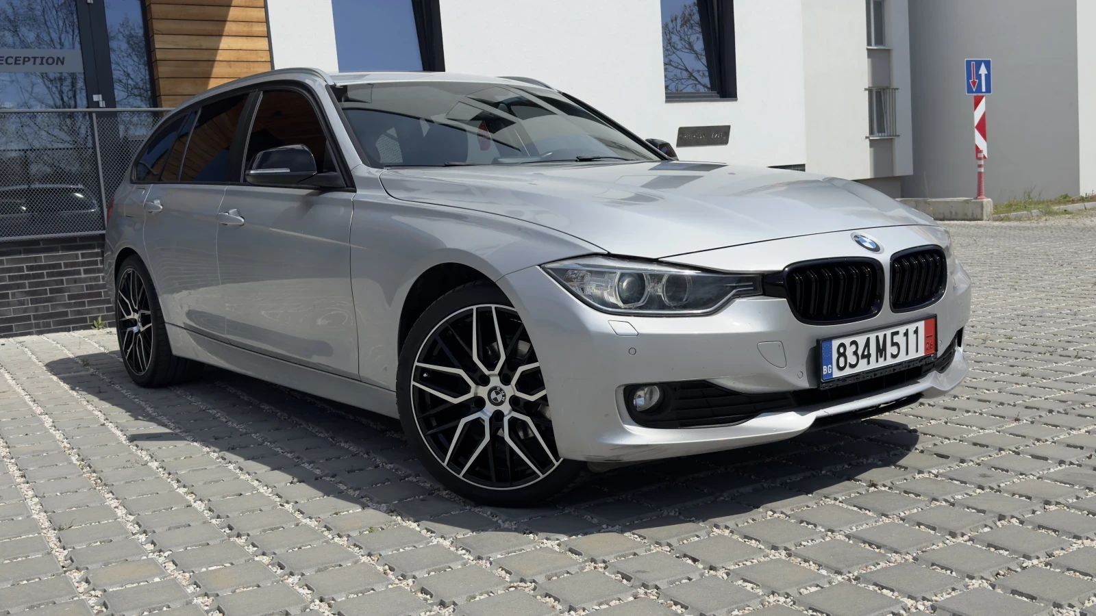 BMW 318, снимка 3 - Автомобили и джипове - 54303132