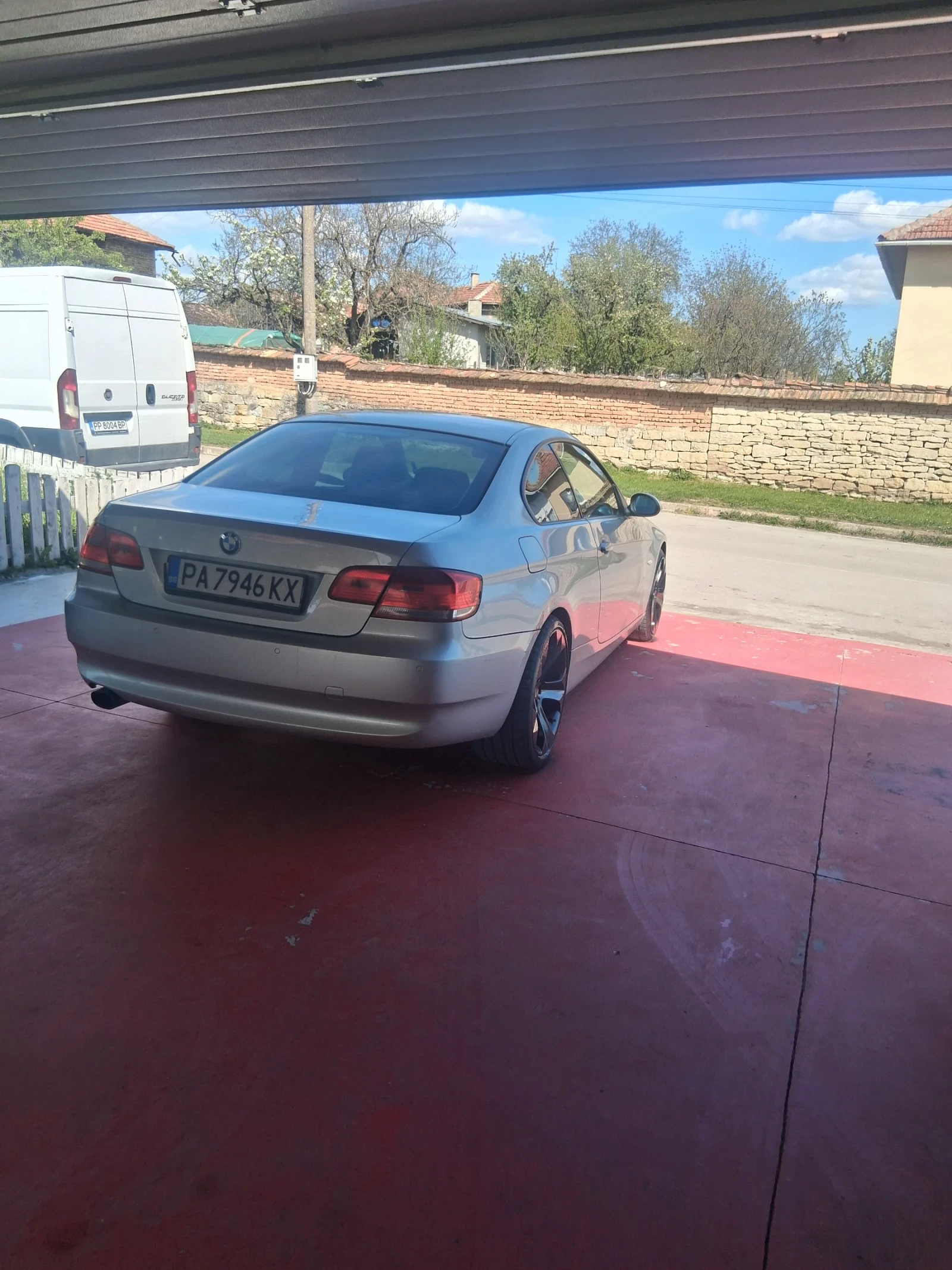 BMW 320, снимка 2 - Автомобили и джипове - 54359704