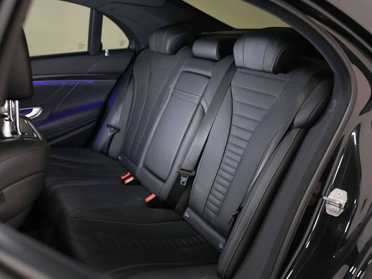 Mercedes-Benz S 560 * CARFAX * ЦЕНА ДО БГ, снимка 16 - Автомобили и джипове - 54742374