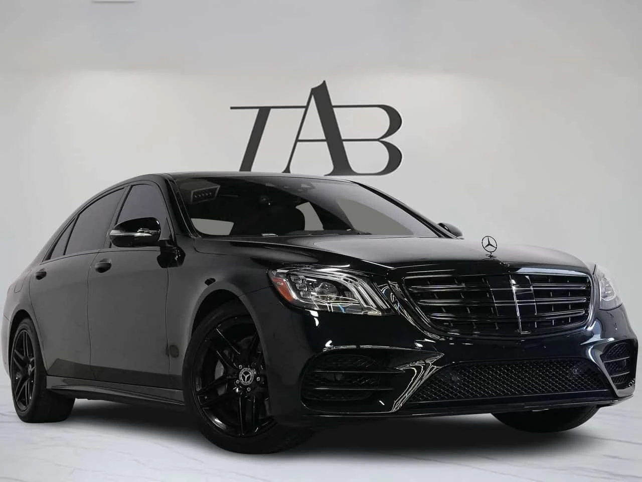 Mercedes-Benz S 560 * CARFAX * ЦЕНА ДО БГ, снимка 2 - Автомобили и джипове - 54742374