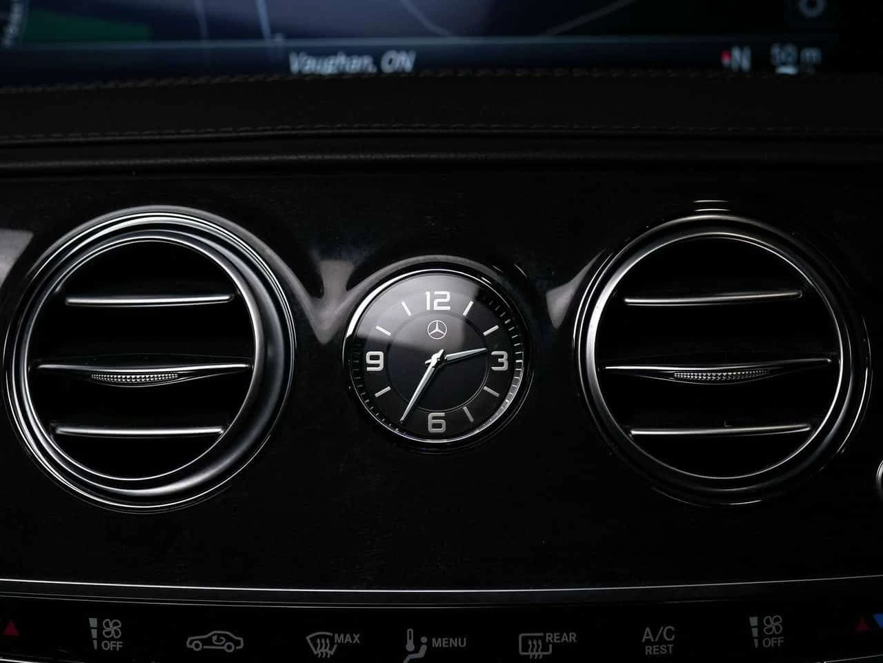Mercedes-Benz S 560 * CARFAX * ЦЕНА ДО БГ, снимка 17 - Автомобили и джипове - 54742374