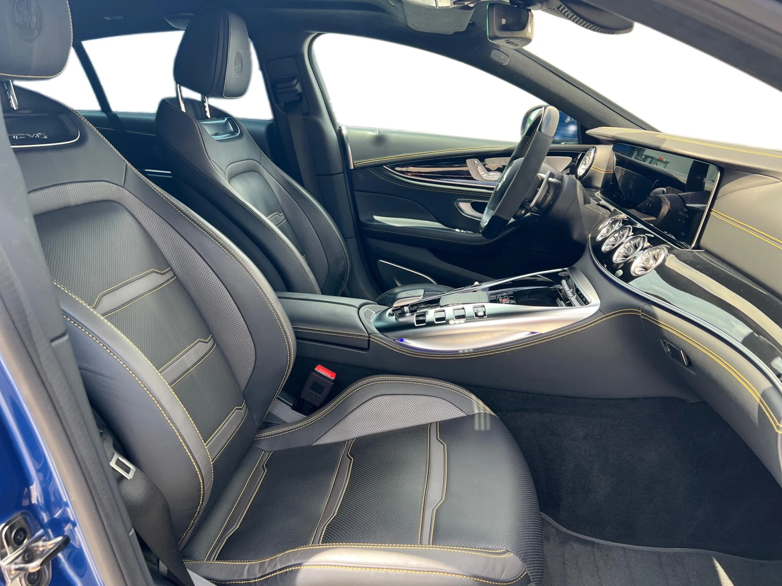 Mercedes-Benz AMG GT 63 S 4MATIC+ , снимка 11 - Автомобили и джипове - 54746853
