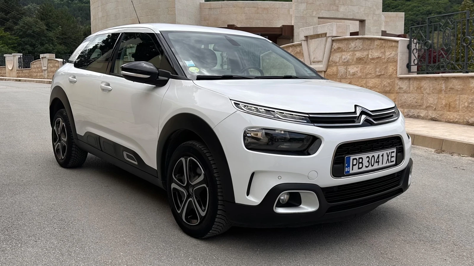 Citroen C4 Cactus 1.5 HDI  AVTOMAT, снимка 3 - Автомобили и джипове - 54769817