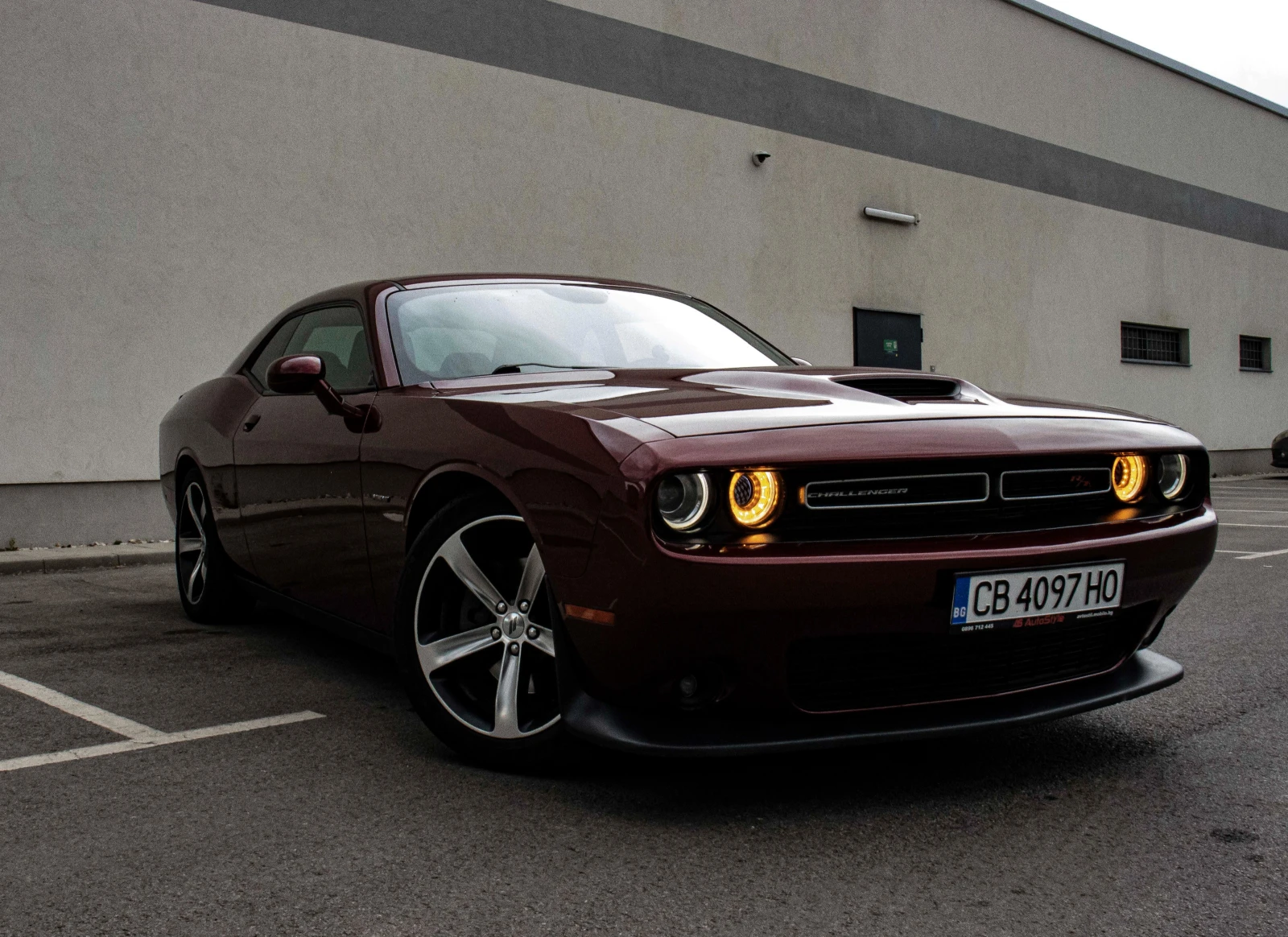 Dodge Challenger R/T 5.7 HEMI V8, снимка 5 - Автомобили и джипове - 55125731